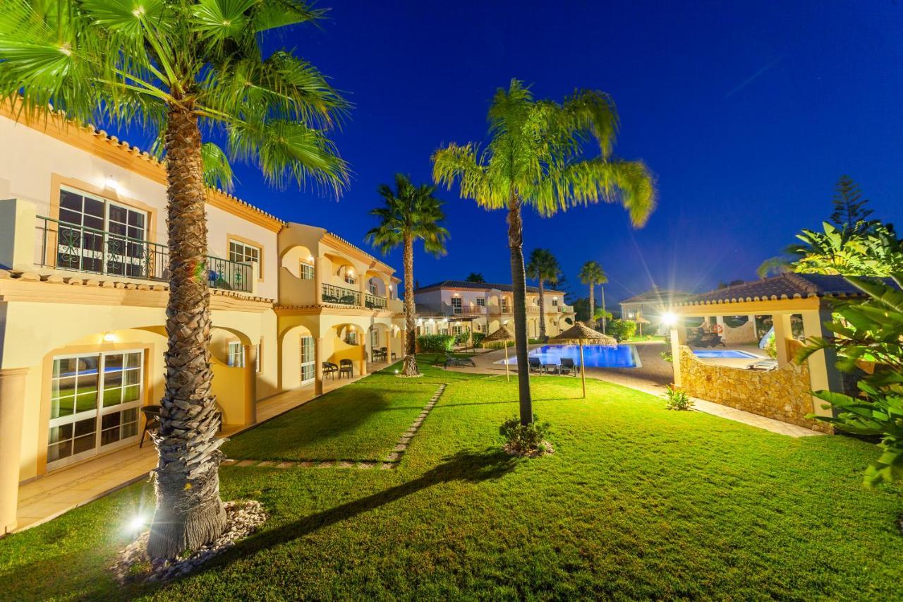 Atalaia Sol Aparthotel - Tennis & Heated Pool In Winter Lagos Bagian luar foto