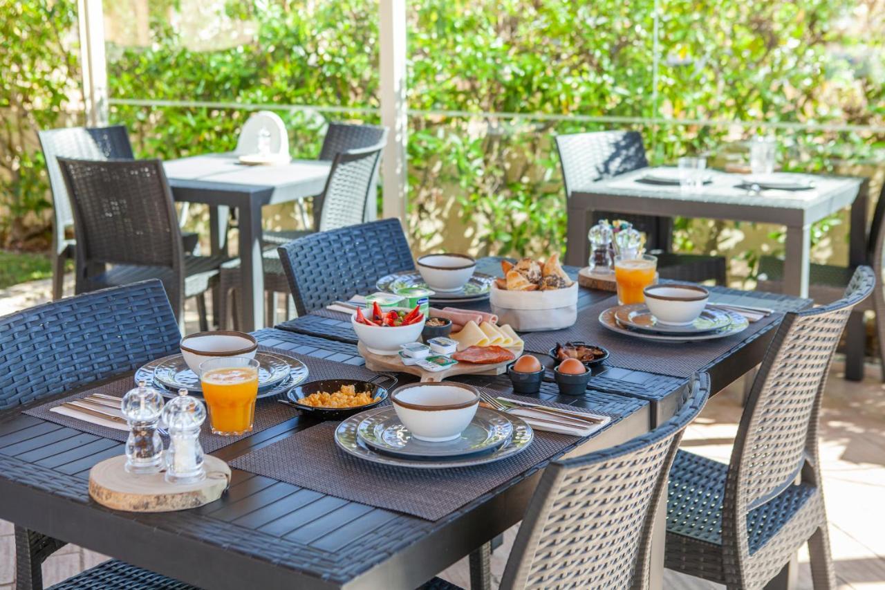 Atalaia Sol Aparthotel - Tennis & Heated Pool In Winter Lagos Bagian luar foto