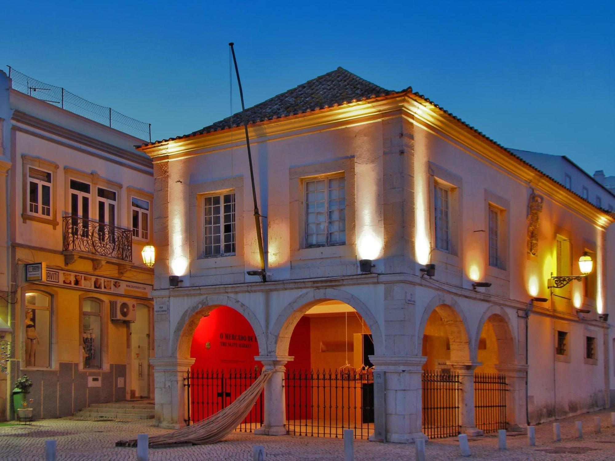 Atalaia Sol Aparthotel - Tennis & Heated Pool In Winter Lagos Bagian luar foto